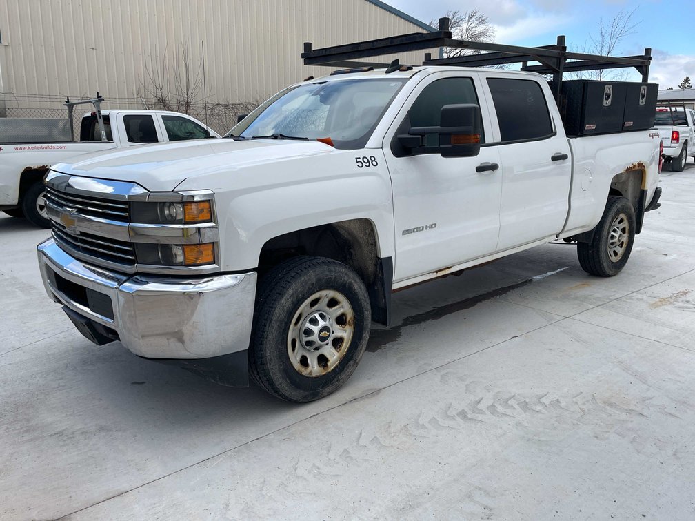 2015 Chevy 2500 (Has WI Title)