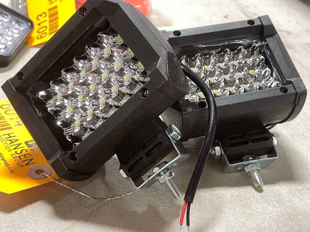 (2) LED Work Lights, 4" Long, 12/24vdc (T6)