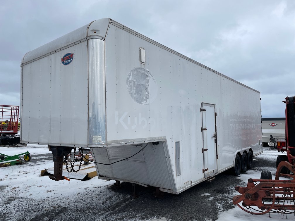 2015 United UXGN 8.536TR80 (3) Axle Enclosed Trailer (Has WI Title) (Mason, WI)