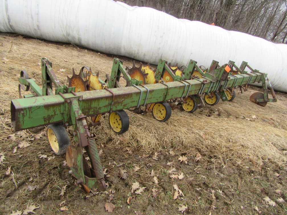 John Deere 6 Row Cultivator