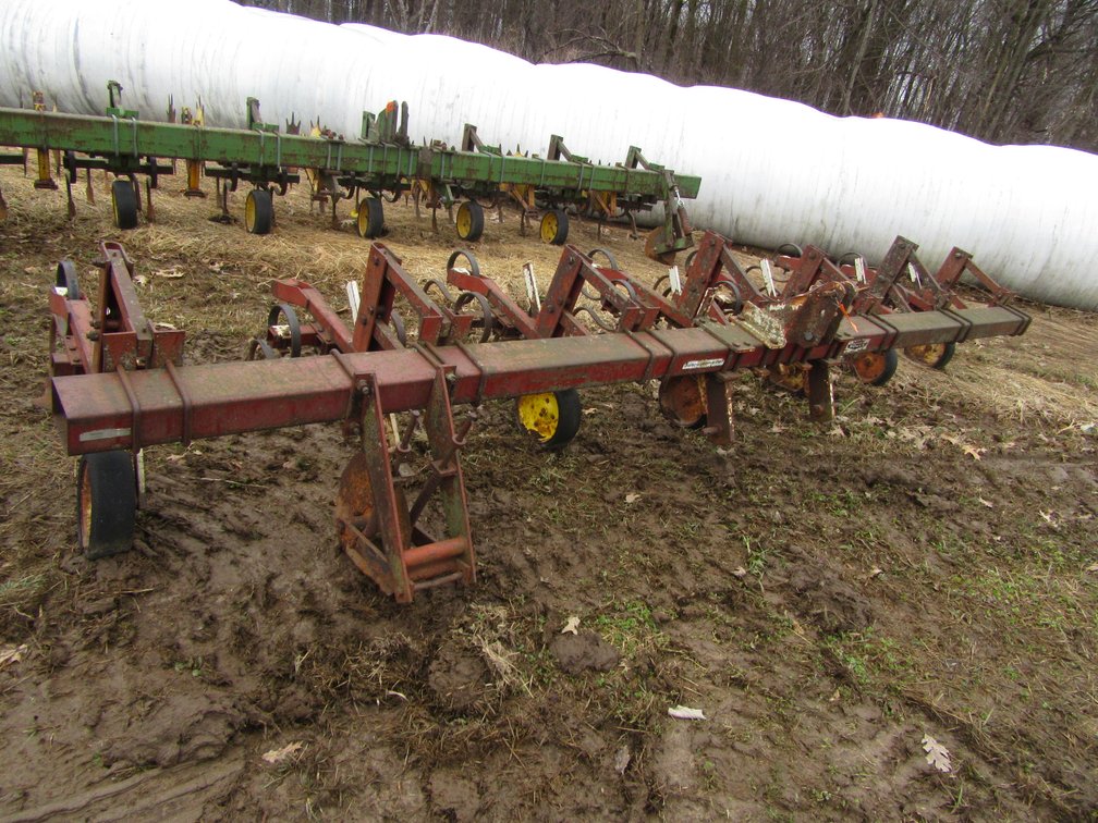 Noble 6 Row Cultivator
