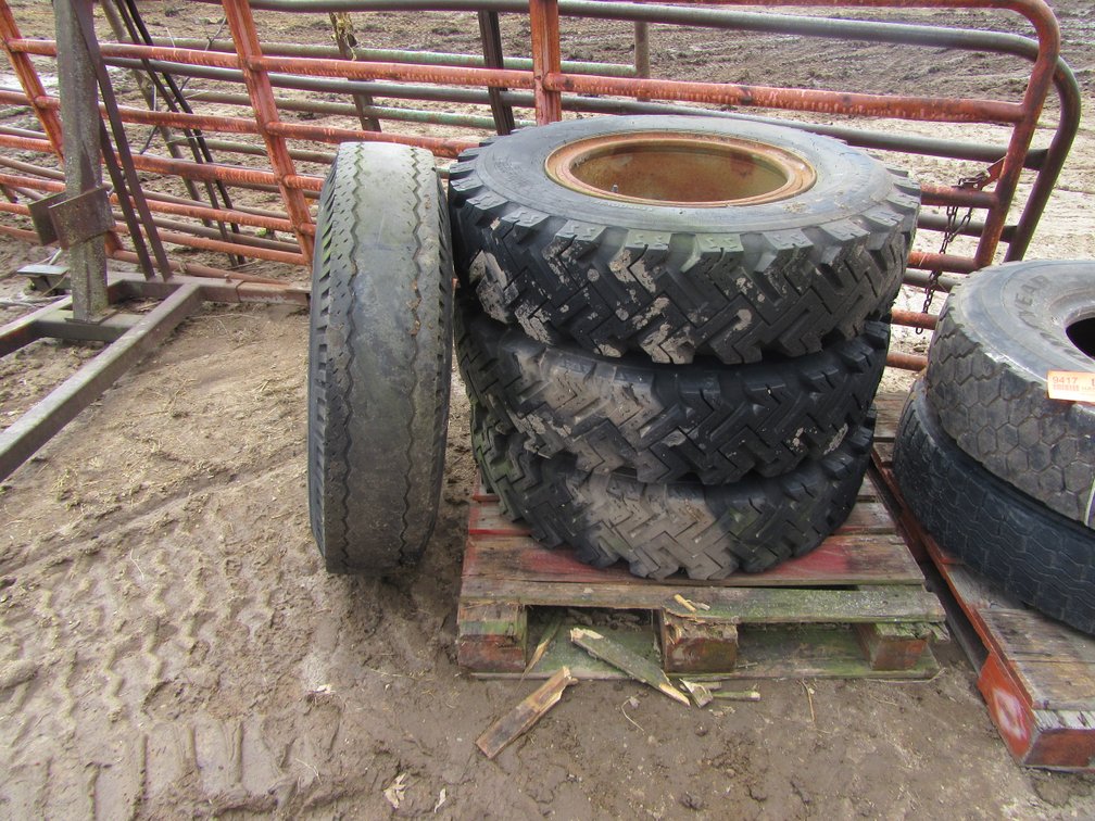 (4) 9.00-20 Tires