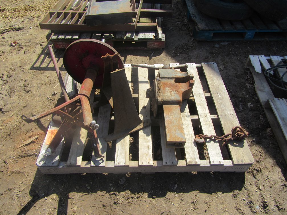 Tire Changer and Vise
