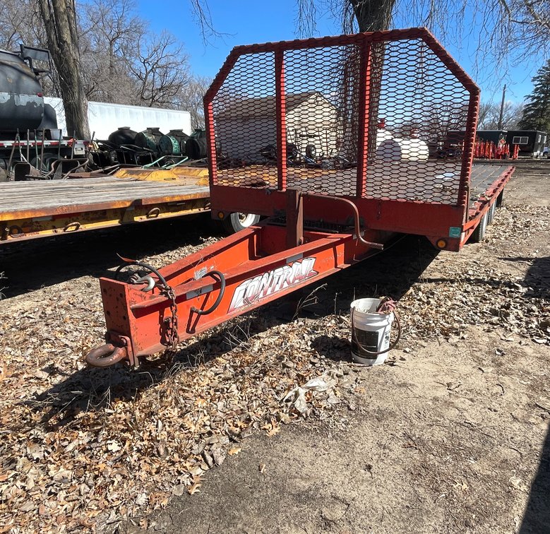 1997 Contrail C-20 Trailer (Has MN Title) (Ham Lake, MN)