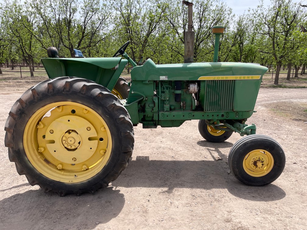 John Deere Tractor 3010 (Offsite in Las Cruces)