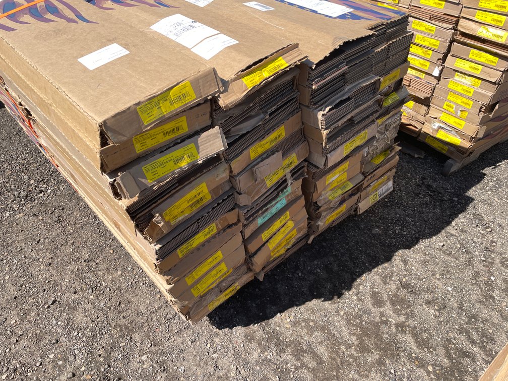 Approx. 1325 Sq. Ft. Shaw Engineered Tongue & Groove Wood Flooring