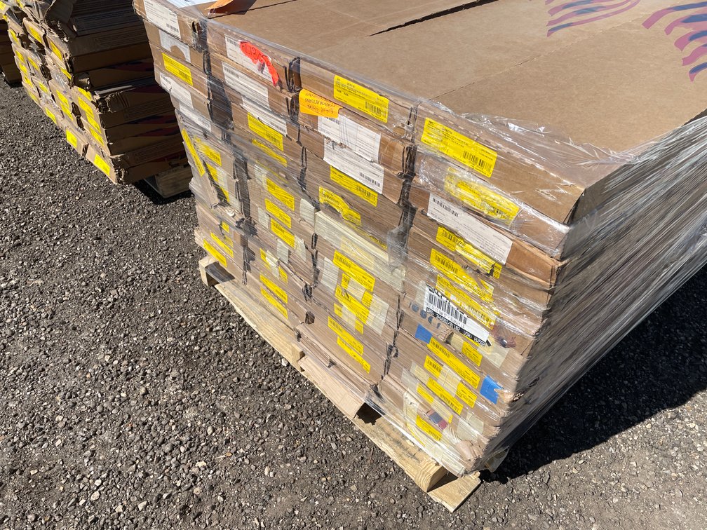 Approx. 1325 Sq. Ft. Shaw Engineered Tongue & Groove Wood Flooring