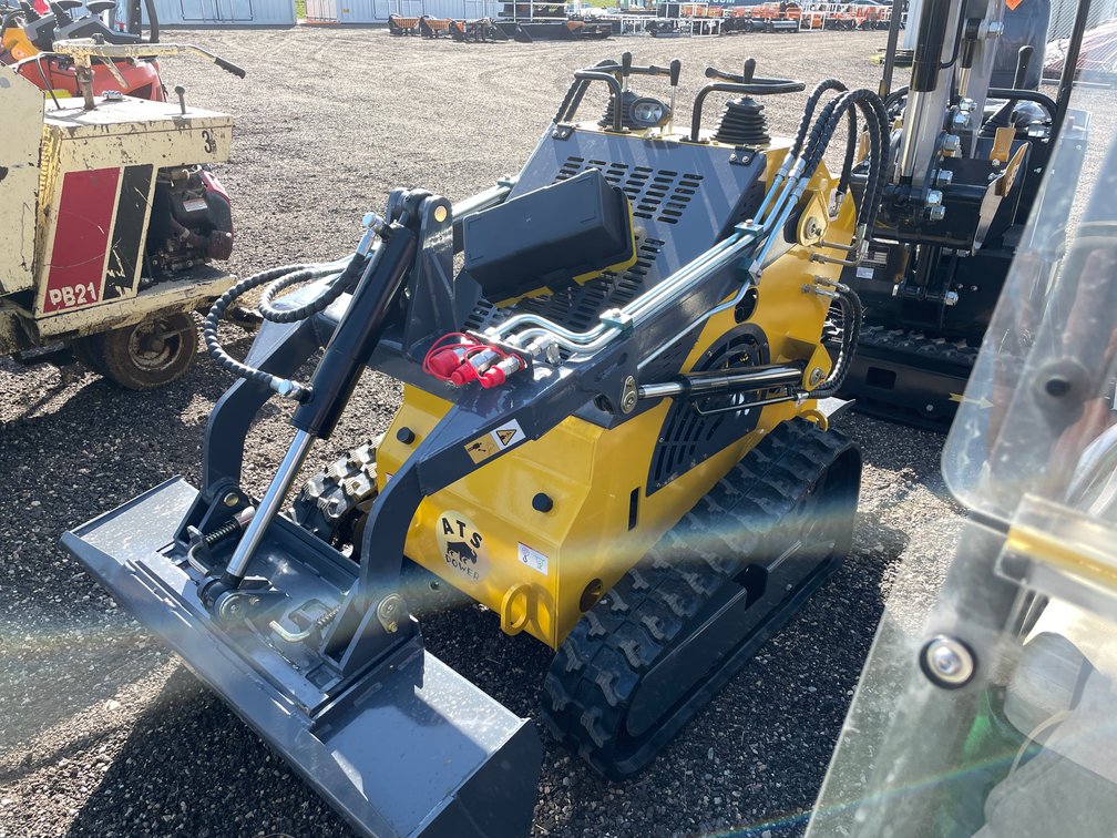 Unused, ATS-T460 Mini Skidsteer