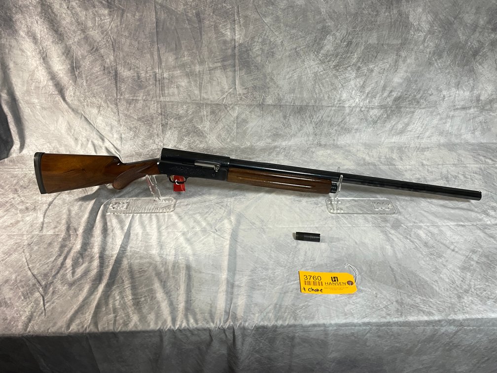 Browning Auto-5 12 Gauge Semi Auto Shotgun, SN: 01060NV211 (Arcadia, WI)