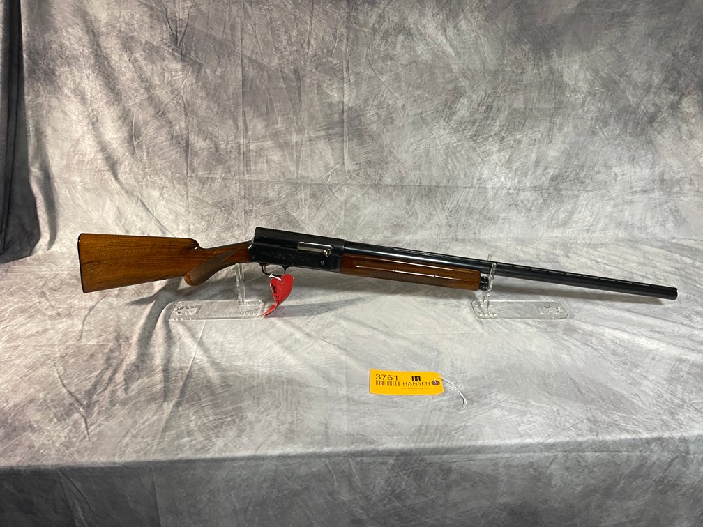 Browning Light 12 12 Gauge Semi Auto Shotgun, SN: 41213 (Arcadia, WI)