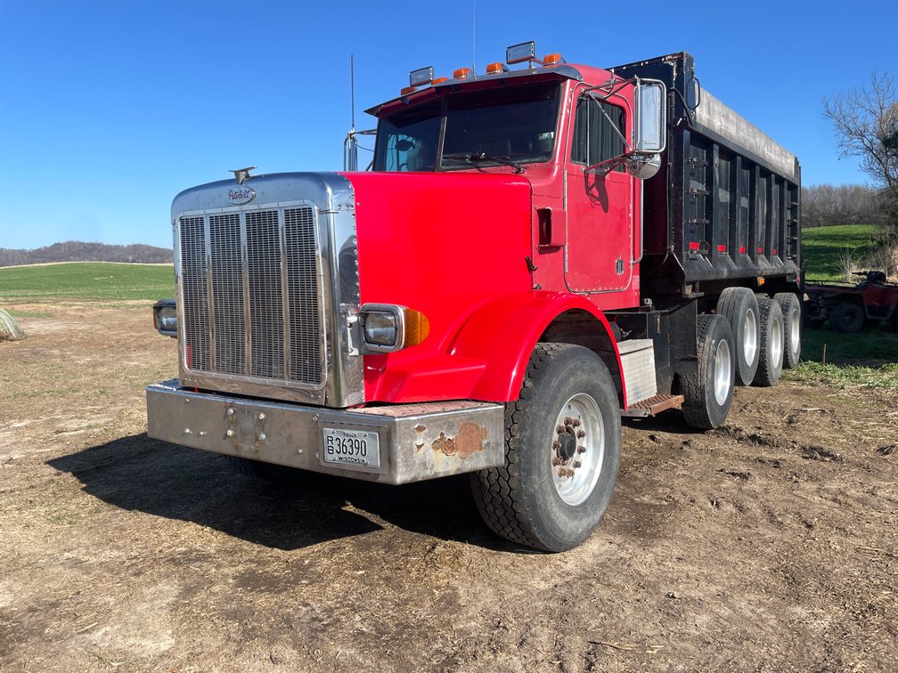 1998 Peterbilt 378 Dump Truck (WI Title in Delay) (Mondovi, WI)