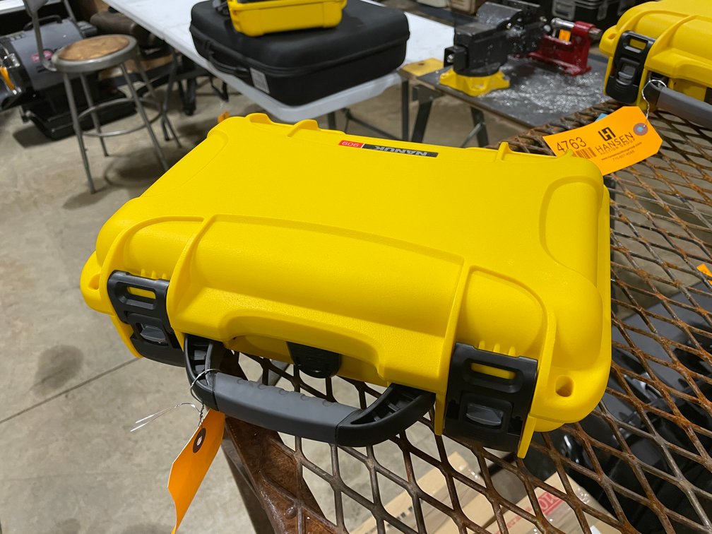 Nanuk 909 Hard Case