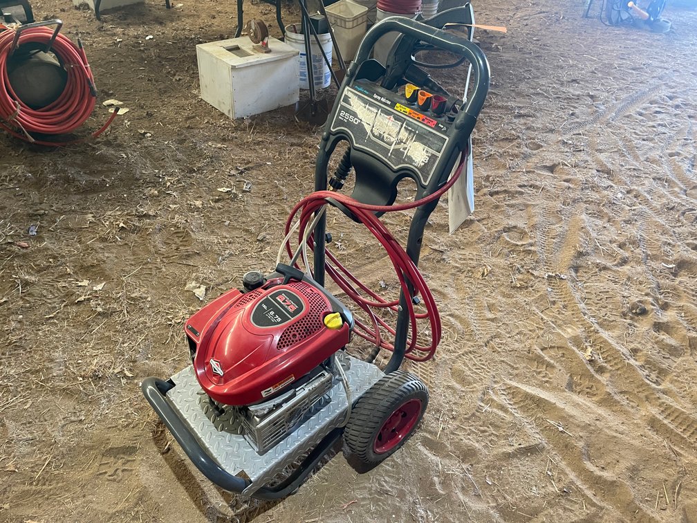 Briggs & Stratton Pressure Washer