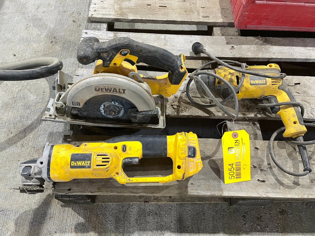 (3) DeWalt Power Tools