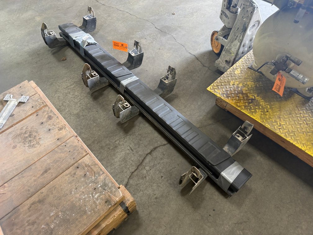 GM Running Boards (Located in Sussex)