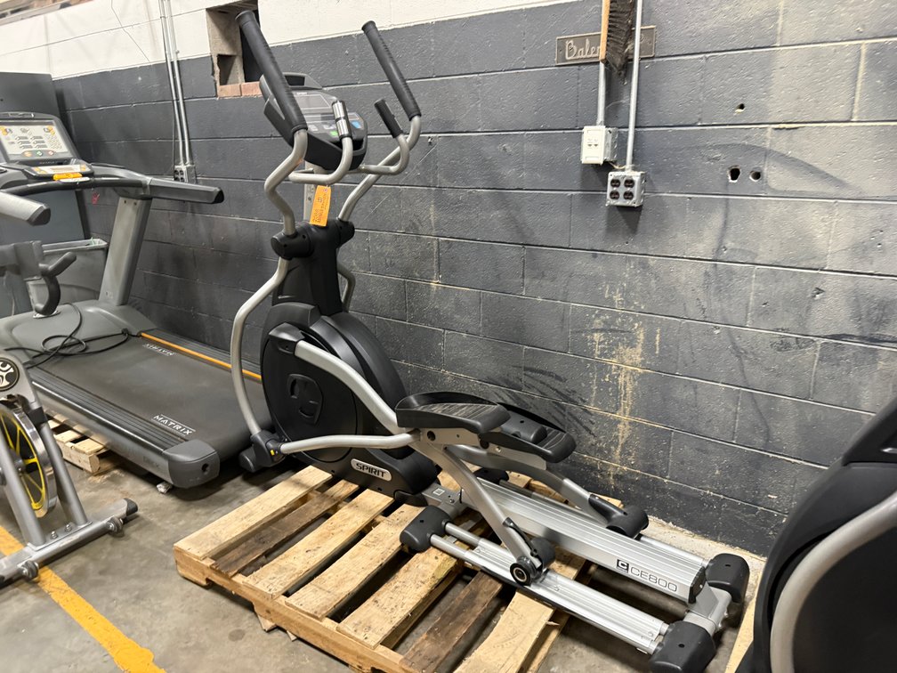 Spirit Elliptical CE800 (Located in Sussex)