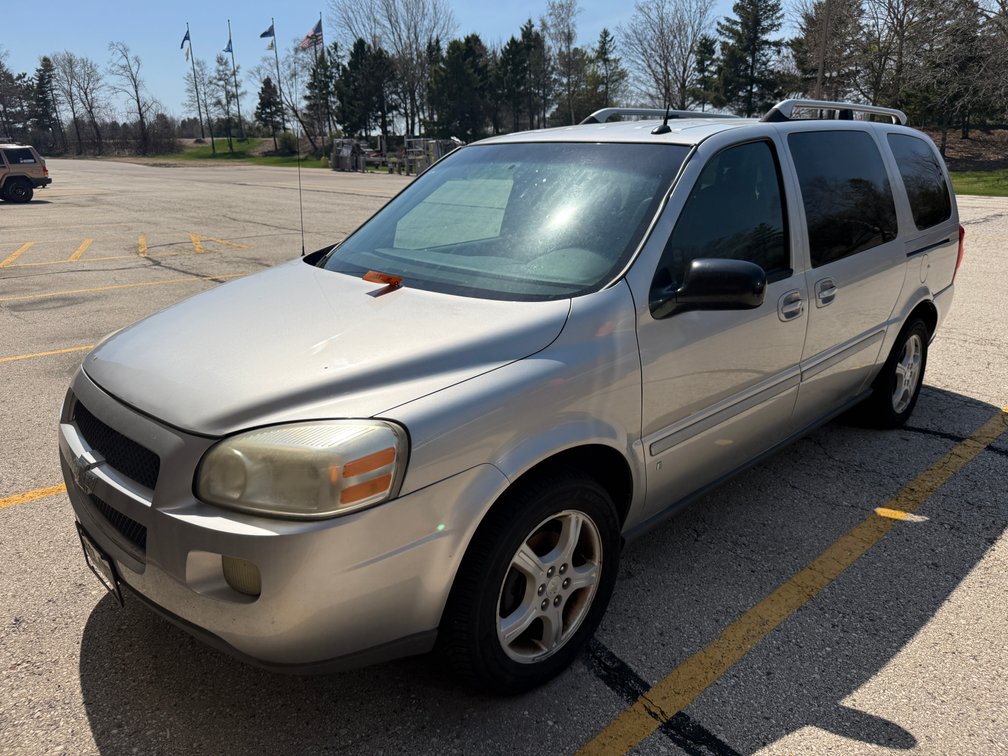 2006 Chevy Uplander LT Caravan (Has WI Title) (Located in Lomira)
