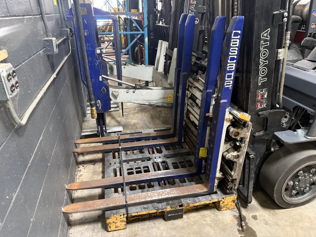 Cascade Hydraulic Forklift Attachment (Located in Sussex)
