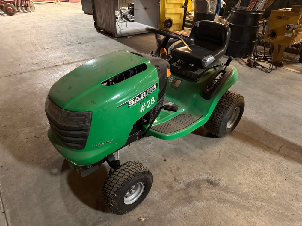 John Deere Sabre Riding Lawn Mower (Located in Lomira)