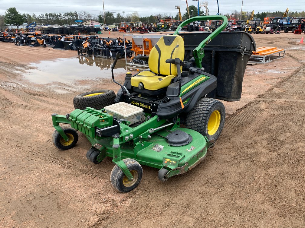 John Deere Z970R 72" Zero Turn Lawn Mower