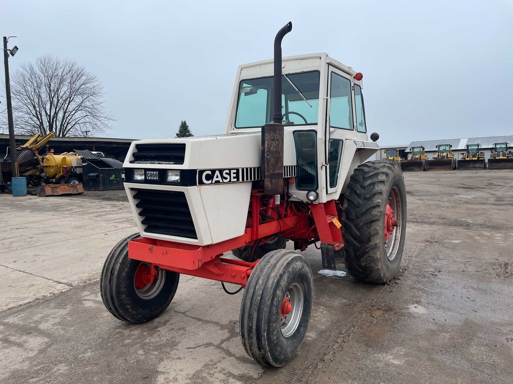 Case 2090 Tractor
