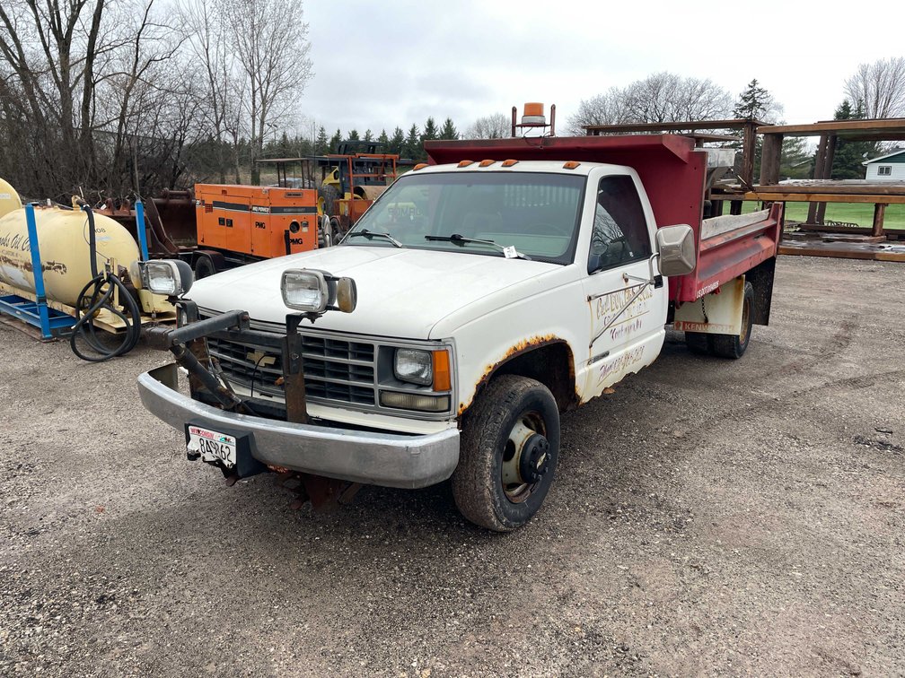 1993 Chevy 3500 Pick Up Truck (Has WI Title)