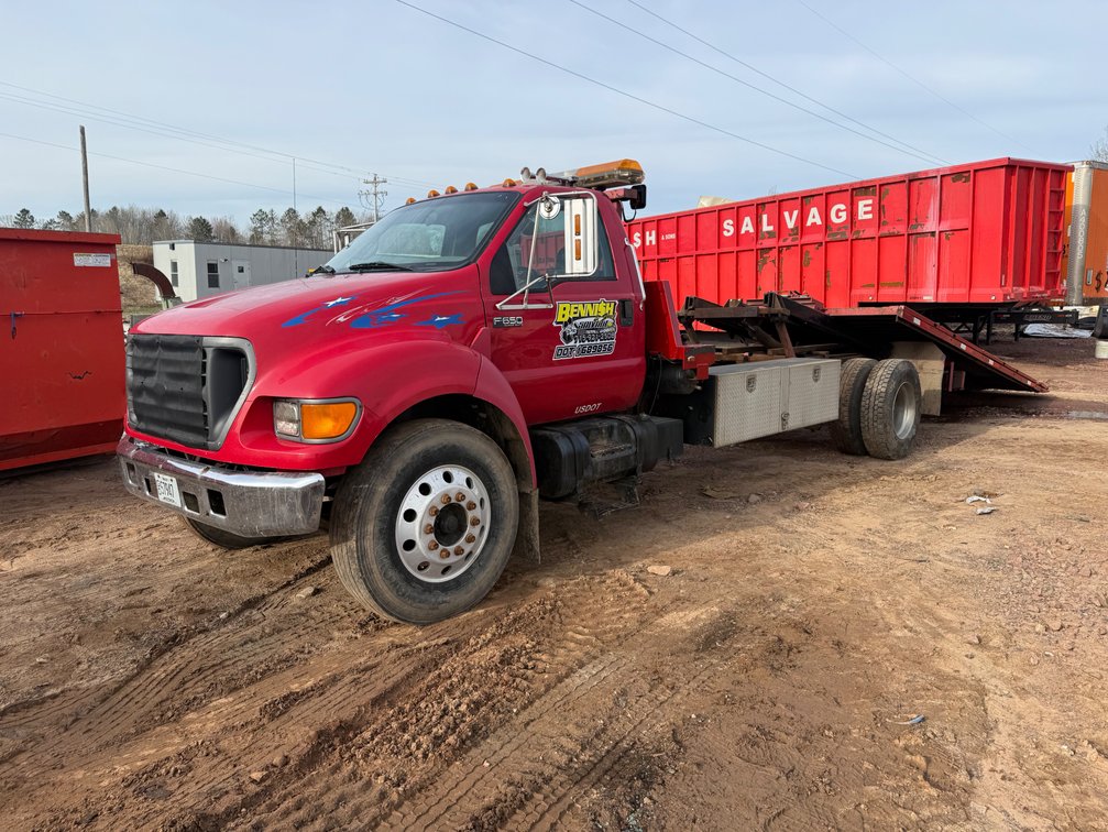 2001 Ford F-650 Rollback Tow Truck (Has WI Title) (Merrill, WI)