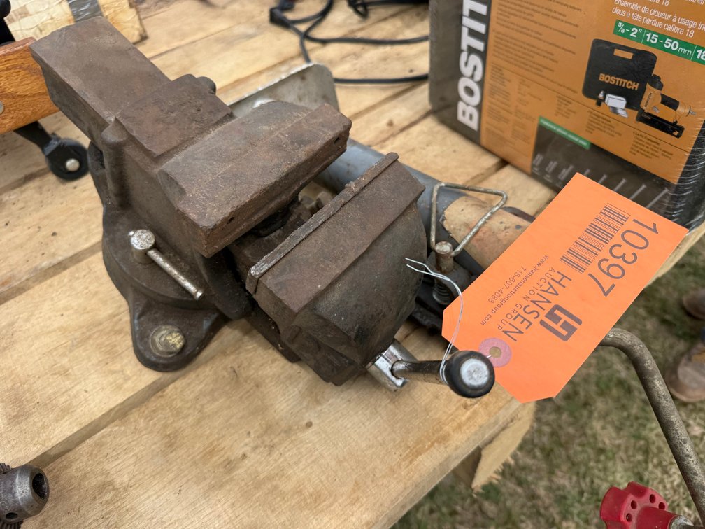 Bench Vise and Trailer Jack