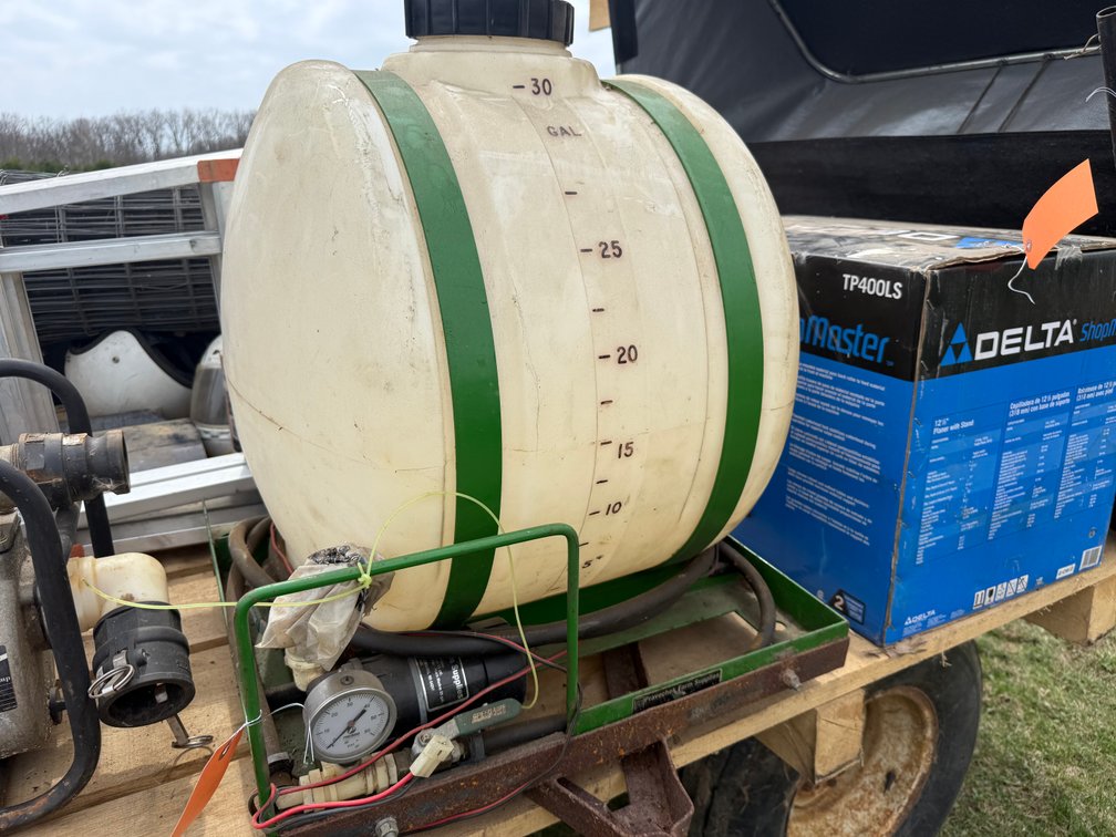 30 Gallon applicator tank for baler