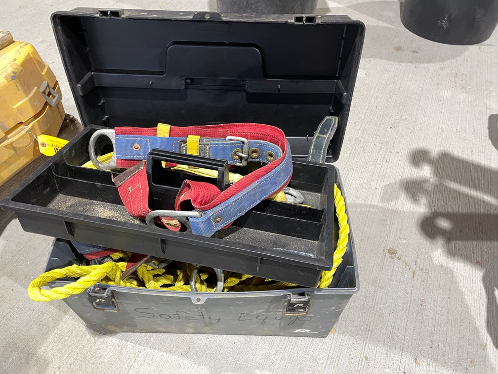 Tote of Safety Harness and Ropes