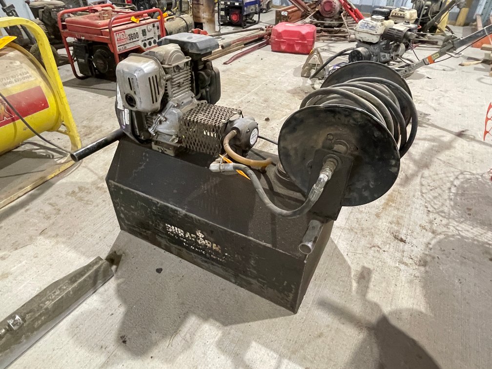 Duraform Gas Powered Sprayer Unit with Hose Reel