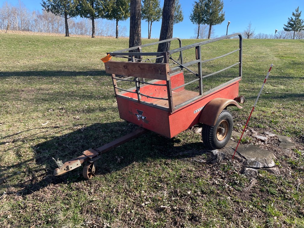 Massey Ferguson Metal Lawn Trailer