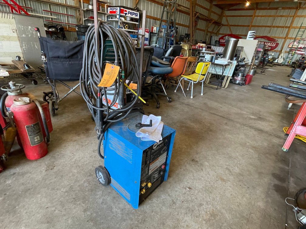 Miller Thunderbolt AC/DC Welder