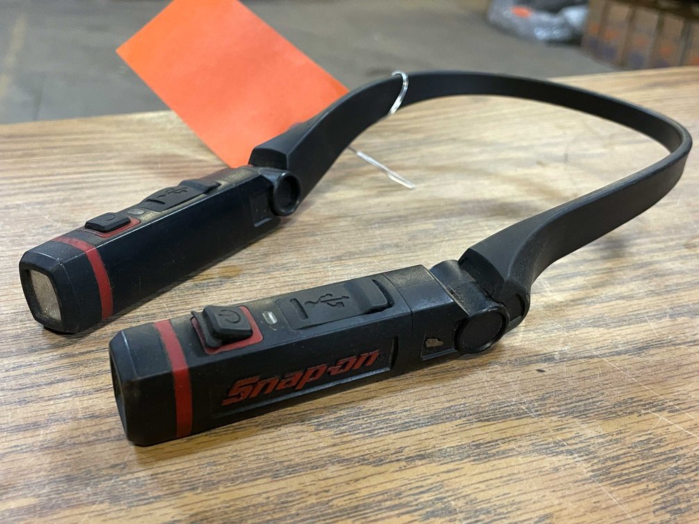 Snap-on Neck flashlight (PR13)