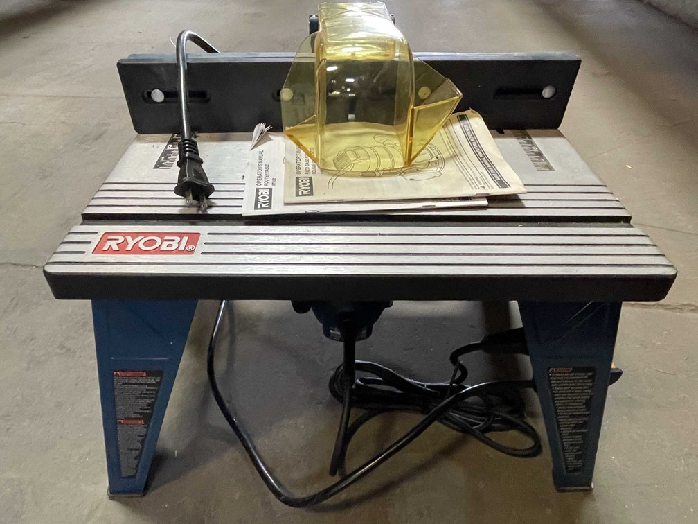 Ryobi Router And Routing Table (PR17)