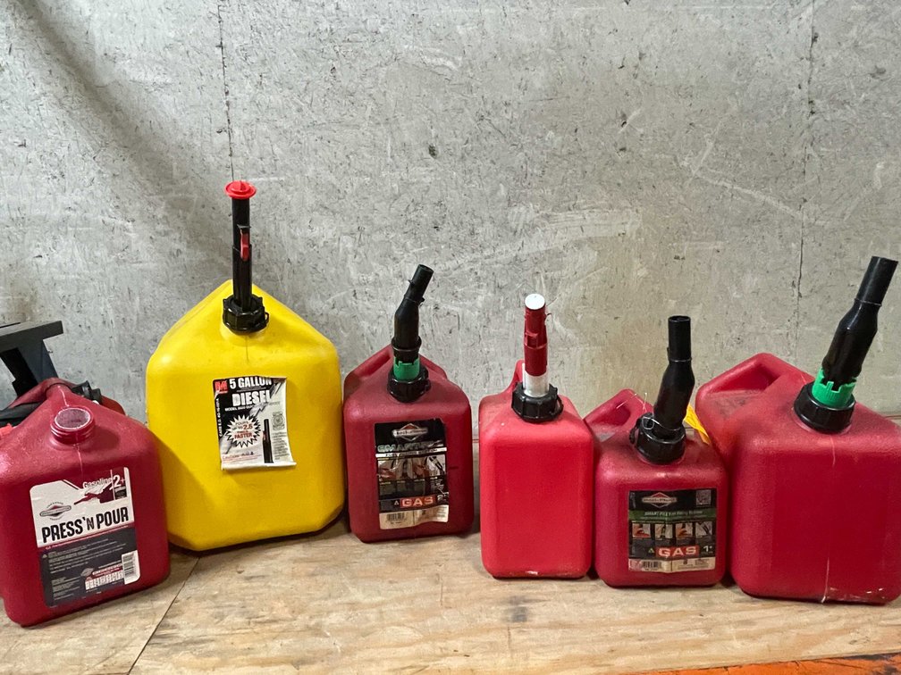 Lot Of Various Gas Cans Gas/Diesel (PR17)