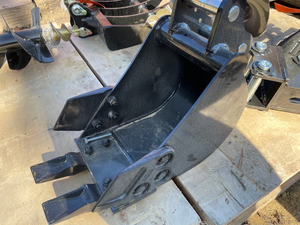 New Mini 8" Bucket Attachment