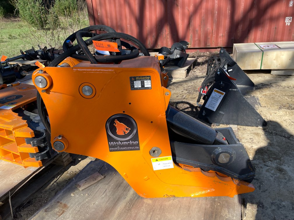 New Wolverine Excavator Hydraulic Clamp
