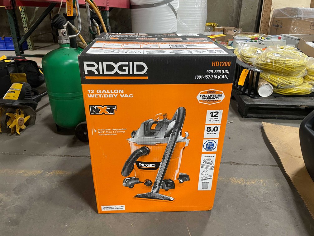 Ridgid Shop Vac (PR20)