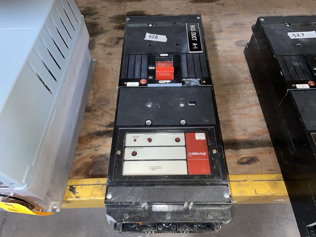 GE 800 Amp Breaker (PR12)