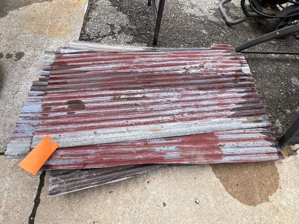 Weathered Barn Tin (O3)