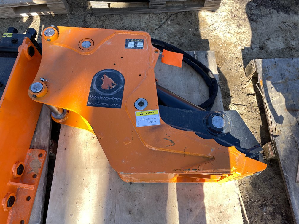 New Wolverine Excavator Hydraulic Clamp