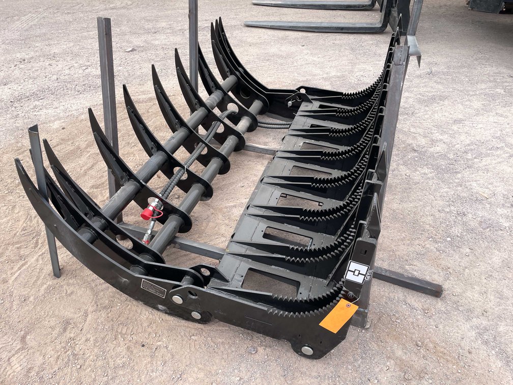 Unused 2026 Skid Steer Curved Log Grabber