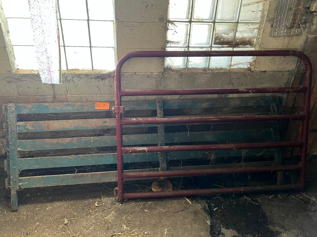 (2) Gates