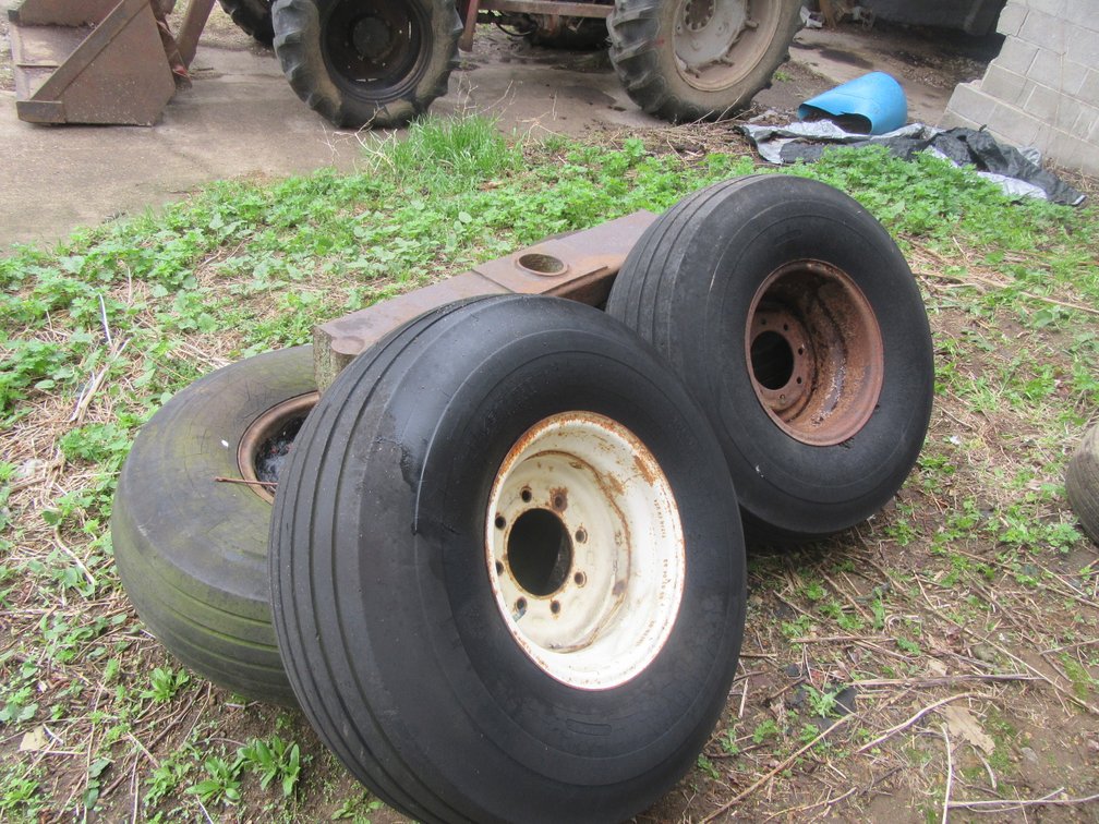(4) 14L16 Tires