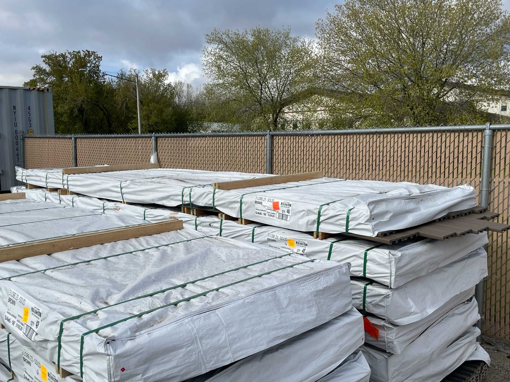 16' Bundle - Venture Brown Solid Composite Decking Board Bundle (O7)