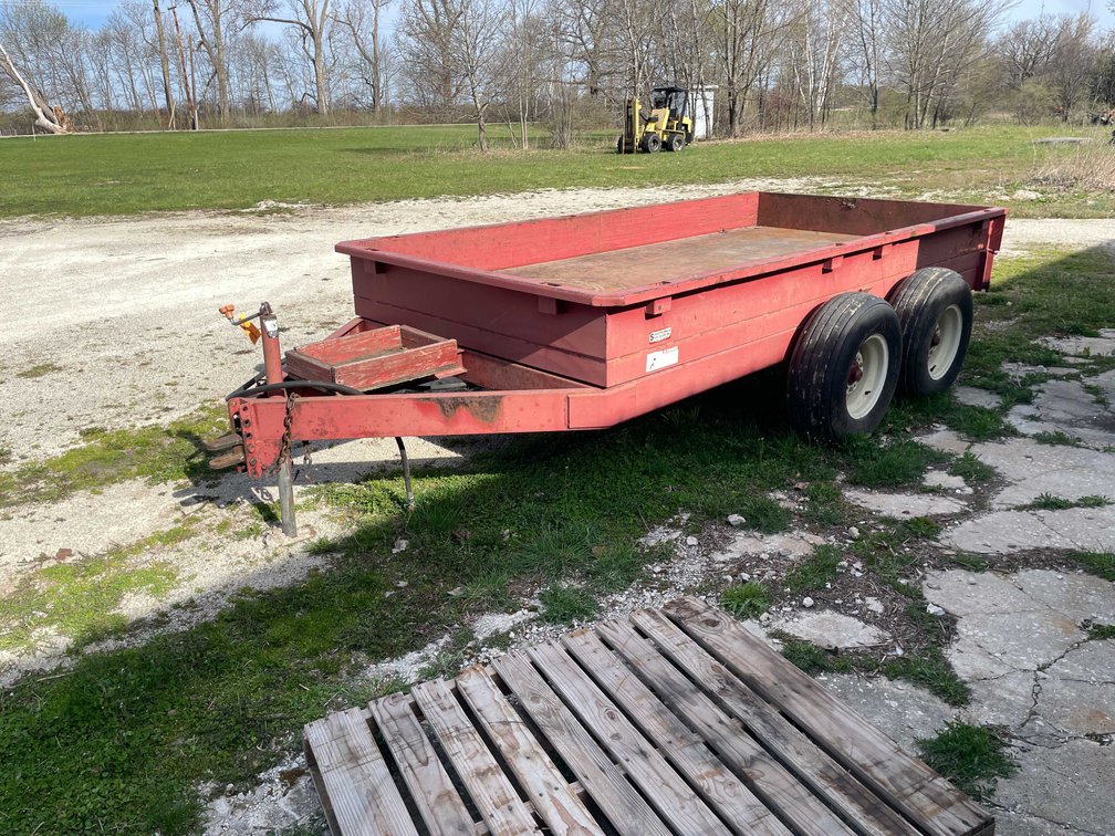 Schulte Hydraulic Tilt Trailer