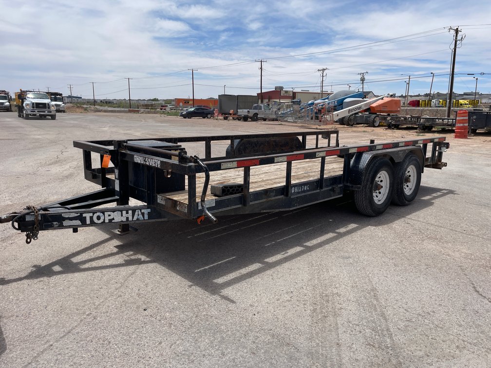 2010 Top Hat Utility Trailer (Has TX Title)