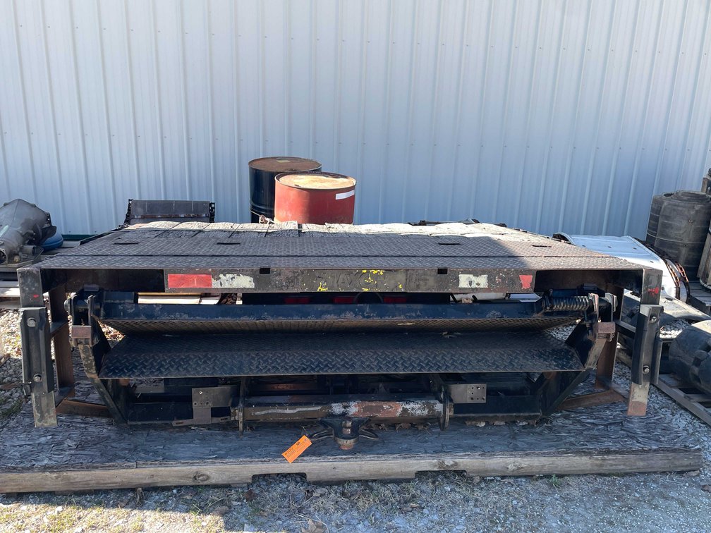 Maxon Hydraulic Lift Gate