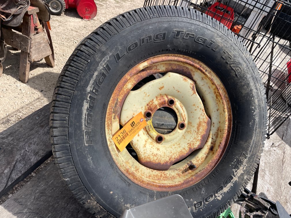 (1) BFGoodrich Trailer Tire